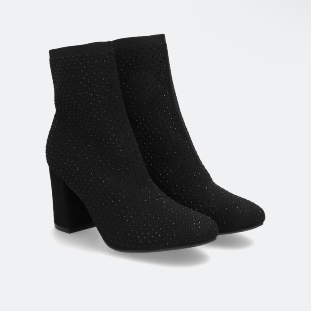 NWOT - MIA Elegant Black Rhinestone Laurie Bootie- 11
